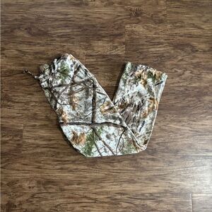 Medium Camo Sweatpants / Joggers / Pj’s